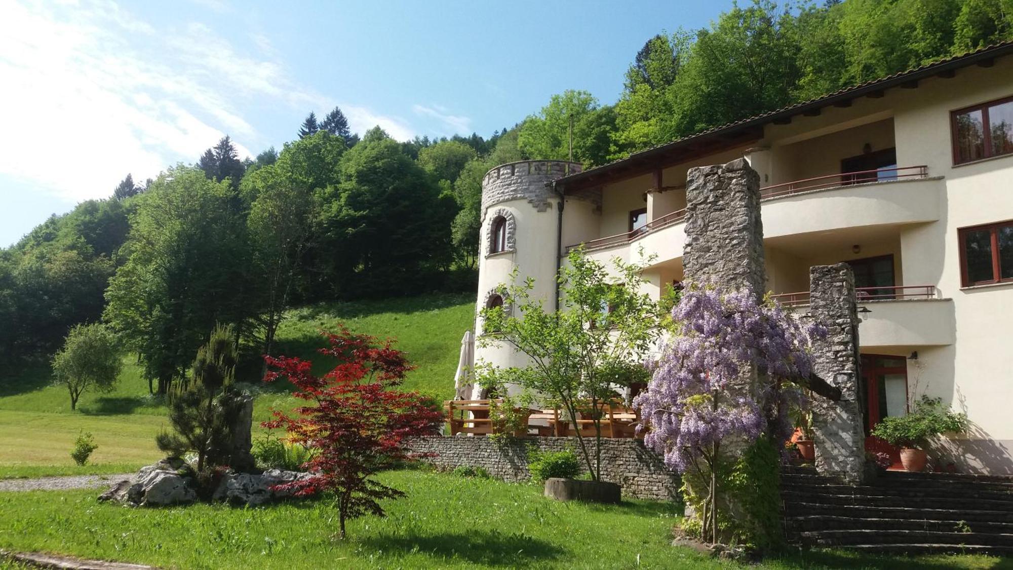 Country House Hotel Zlata Ribica Most na Soči Zewnętrze zdjęcie